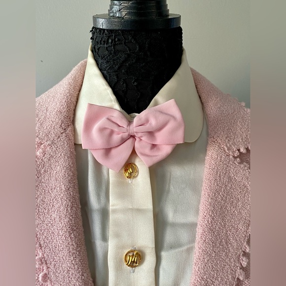 Vintage Adolfo Women’s Boucle Suit With Silk Blouse. EUC. - Picture 2 of 8